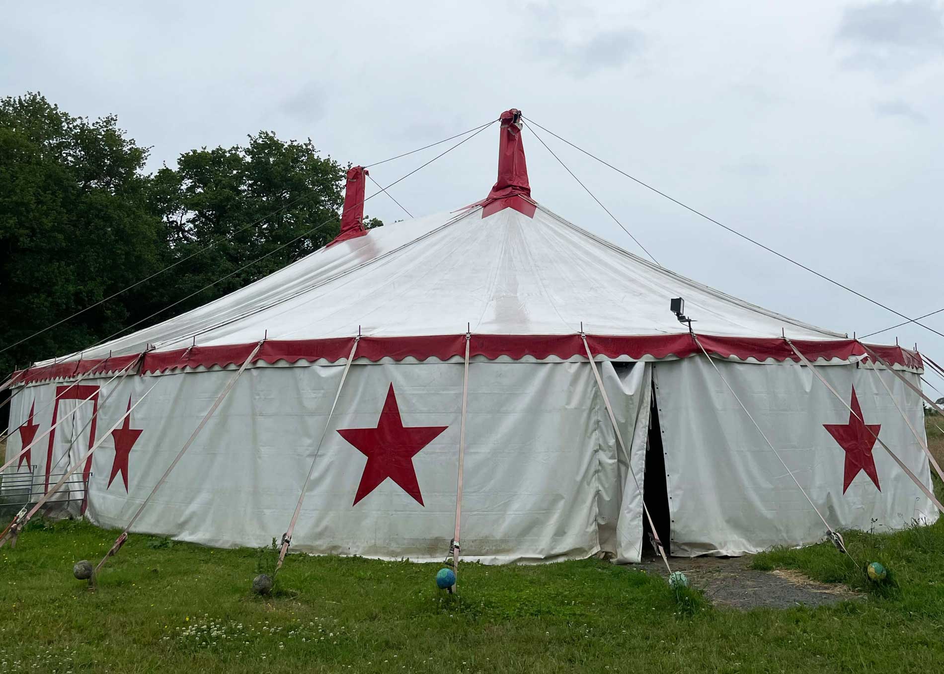 Une image du carousel